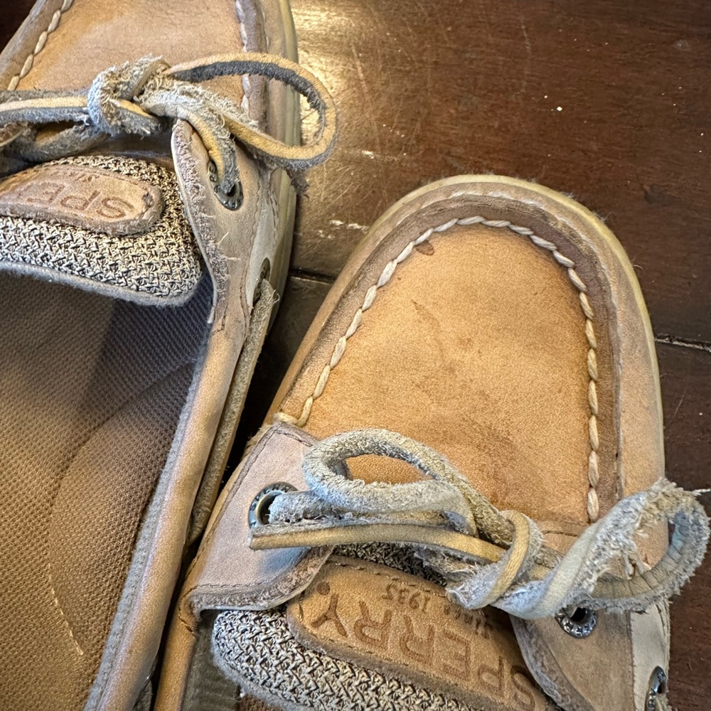 Women’s Sperry Shoes - Picture 8 of 9